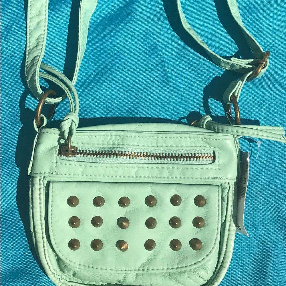 🆕[Wet Seal ] purse small ..one shoulder